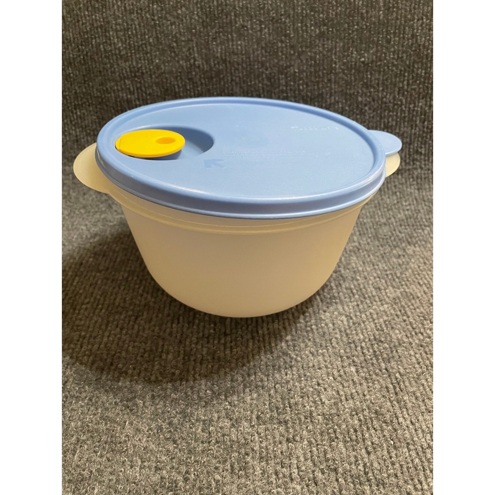 Tupperware CrystalWave 2L 8.5 Cup Microwave Reheatable Bowl Blue Lid Yellow Vent